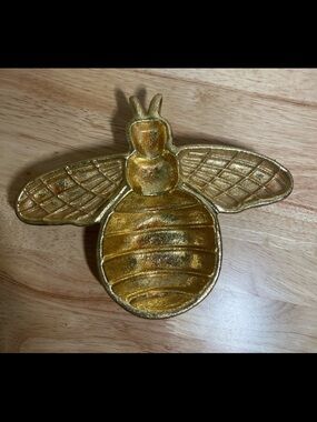 Decorative Cast Iron Gold Metallic Bee Dish Whimsy Cute Home Decor